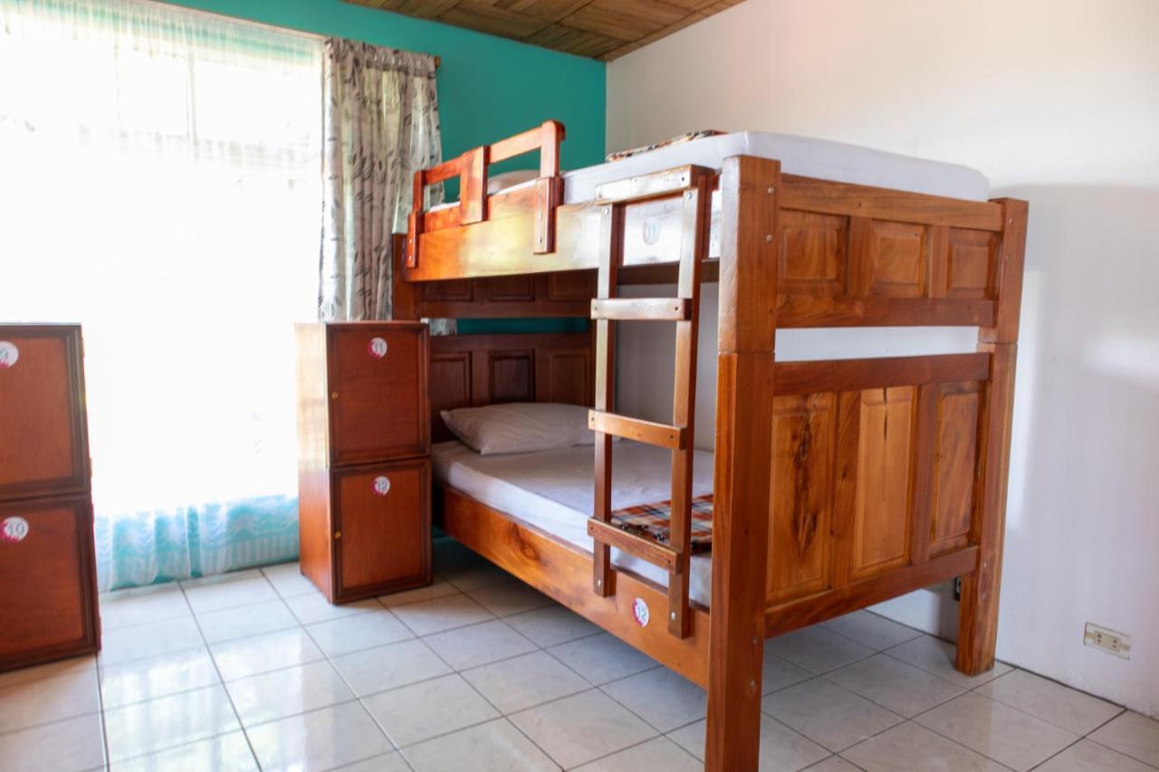 Hostel Bouganvilia Bed And Breakfast ซานรามอน ภายนอก รูปภาพ
