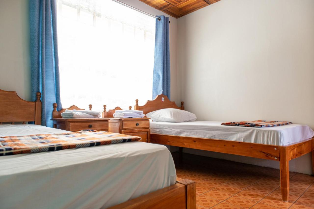 Hostel Bouganvilia Bed And Breakfast ซานรามอน ภายนอก รูปภาพ